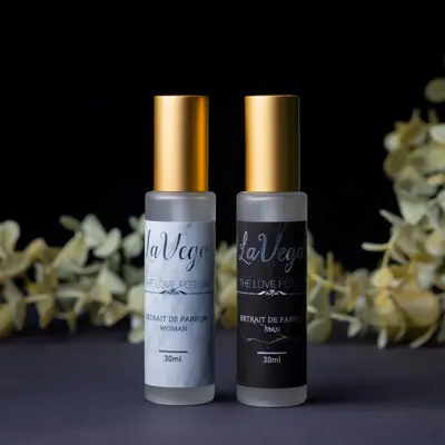 זוג בשמים תואמים